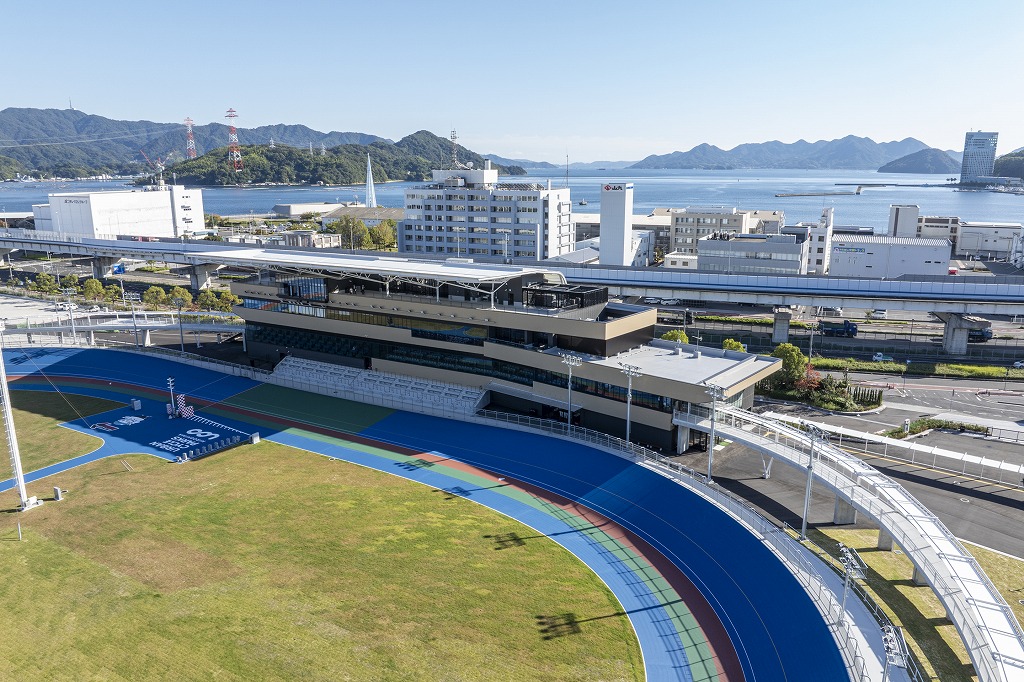 【引取限定/東京豊島区】総額18.5万相当 ホームジム一式（オリンピック規格他） 広島競輪場スタンド棟 | 施工実績 | 奥村組